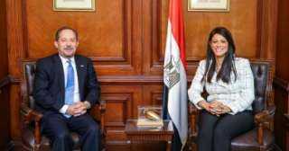 رانيا المشاط تبحث مع القائم...