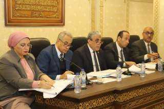بحضور الوزير حسن شحاتة...”القوى العاملة...