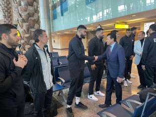 وزير الشباب والرياضة يودع لاعبي...