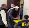 بالفيديو.... مدير مدرسة في الكويت...
