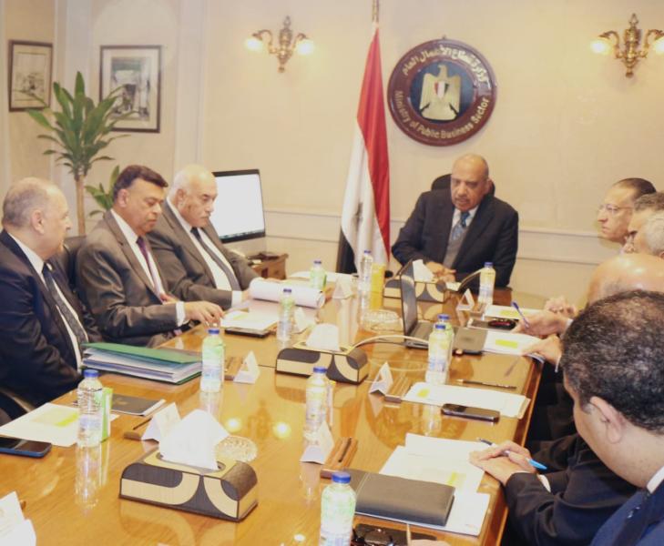 محمود عصمت: خطة متكاملة لزيادة الصادرات وتوطين الصناعة وخفض النفقات