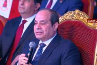 بالفيديو.. السيسي لـ أحد أبطال...