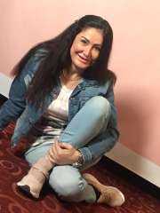 الفنانة السورية وفاء سالم تعلن...