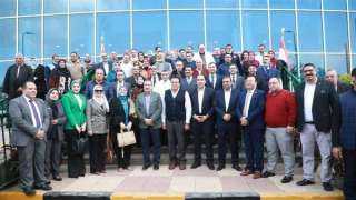 وزير الصحة يشيد بانتظام العمل...
