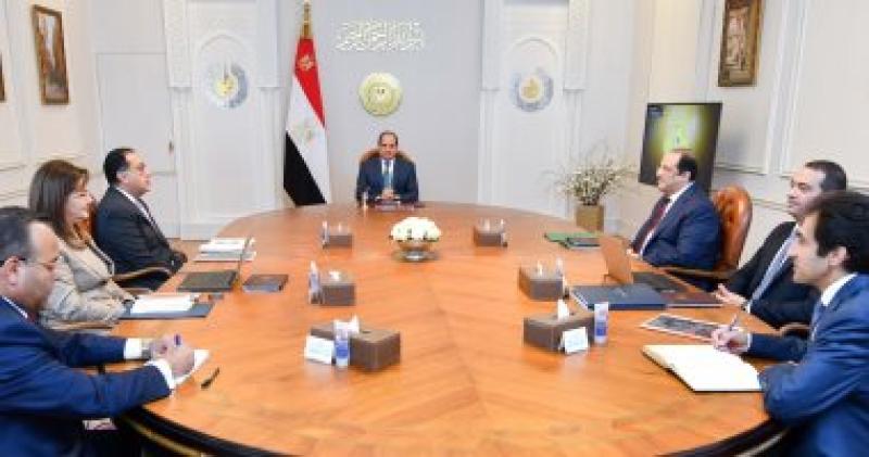 الرئيس السيسي يتابع نشاط "صندوق مصر السيادى"