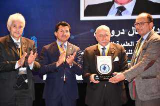 وزير الشباب والرياضة يشهد انطلاق...