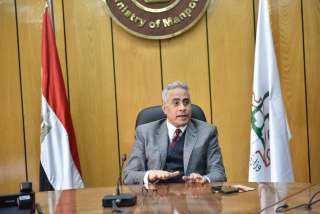 وزير القوى العاملة يلتقى ”الإدارات...