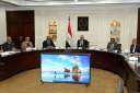 وزير الإسكان يتابع سير العمل...