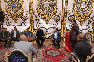 محافظ الوادي الجديد يتفقد أحد...