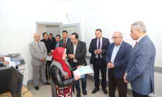 وزير القوى العاملة يفتتح ...