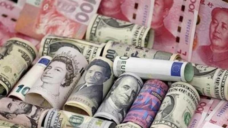 سعر صرف الدولار والعملات العربية والأجنبية مساء اليوم الإثنين