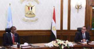 رئيس الوزراء يؤكد لنظيره الصومالى...
