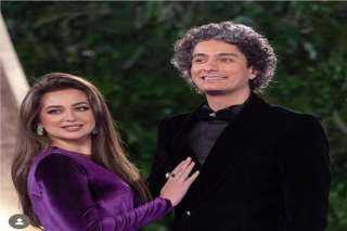 هبة مجدي تتألق برفقة زوجها...