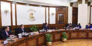 رئيس الوزراء يتابع ملفات التعاون...