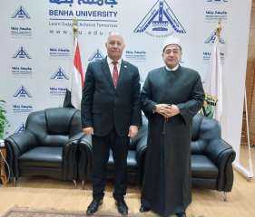 أوقاف القليوبية تهدي جامعة بنها...