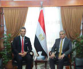 وزير القوى العاملة يلتقي نظيره...