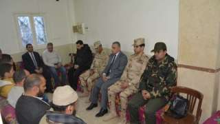 محافظ سوهاج يؤدي واجب العزاء...