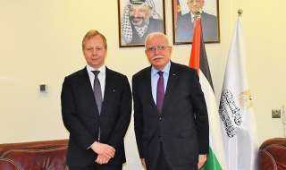 وزير الخارجية الفلسطيني يطالب الاتحاد...