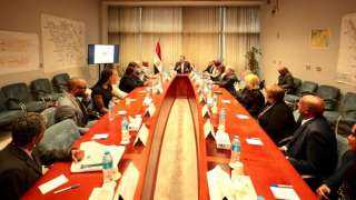 وزير السياحة والآثار يستقبل عمدة...