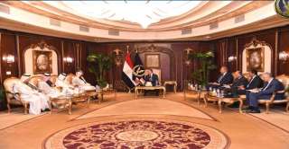 وزير الداخلية يستقبل وفداً أمنياً...