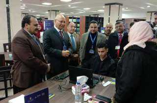 رئيس جامعة بنها يتابع فعاليات...