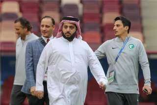 تركي آل الشيخ يعلق بثلاث...