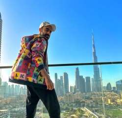 محمود الليثي يشارك صورا جديدة...