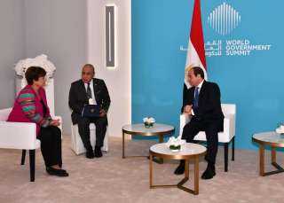 الرئيس السيسي يلتقى المدير العام...