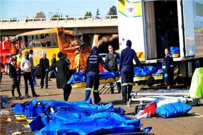 مصرع 20 شخصا وإصابة 60 آخرين فى حادث تصادم جنوب أفريقيا