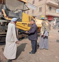 استكمال أعمال رصف 10 شوارع...