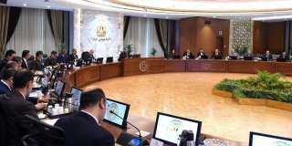 رئيس الوزراء يتابع الموقف التنفيذى...