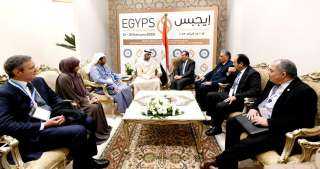 وزير البترول يعقد جلسة مباحثات...