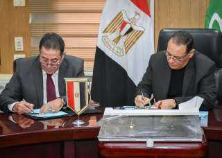 محافظ الشرقية يستقبل أمين عام...