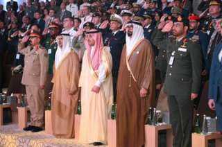 الإمارات.. انطلاق مؤتمر الدفاع الدولي...