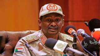 حمدان دقلو: النظام السوداني «بائد»...