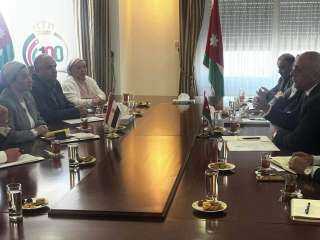 وزيرة البيئة تلتقى نظيرها الأردني...