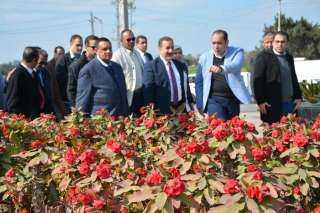 وزير التنمية المحلية ومحافظ المنوفية...
