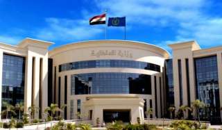 تحرير 353 مخالفة للمحلات التى...
