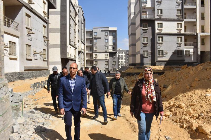 رئيس جهاز مدينة القاهرة الجديدة يواصل جولاته التفقدية لمتابعة سير العمل بالمشروعات