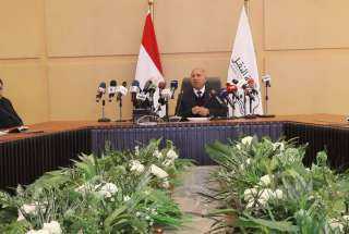 وزير النقل يعقد مؤتمرًا صحفيًا...