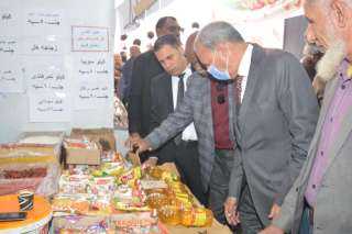 محافظ القليوبية يفتتح معرض السلع...