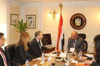 وزير قطاع الأعمال العام يستقبل...