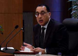 رئيس الوزراء يغادر مطار القاهرة...