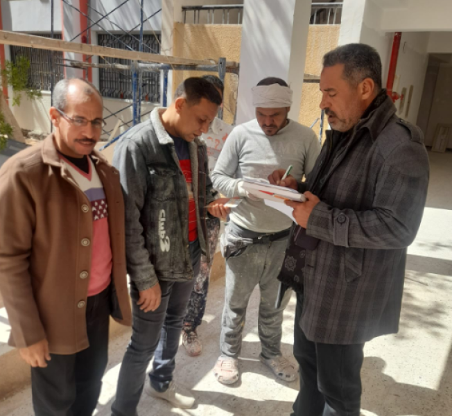 القوى العاملة:  حصر وتسجيل عمالة غير منتظمة بمواقع العمل بالوادى الجديد