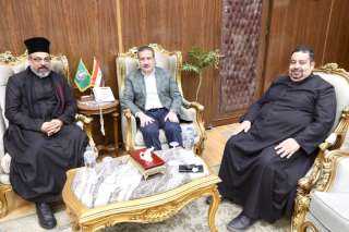محافظ المنوفية يستقبل وفد كاتدرائية...