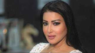 سمية الخشاب تختبر فتى أحلامها...