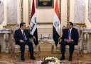 رئيسا الوزراء المصري والعراقي يعقدان...