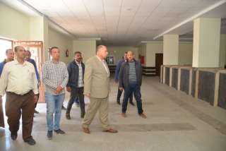 محافظ أسيوط يتفقد أعمال إنشاء...