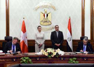 رئيسا وزراء مصر والدنمارك يشهدان...