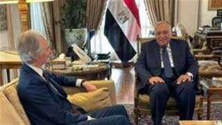 وزير الخارجية يستقبل مبعوث الأمم...